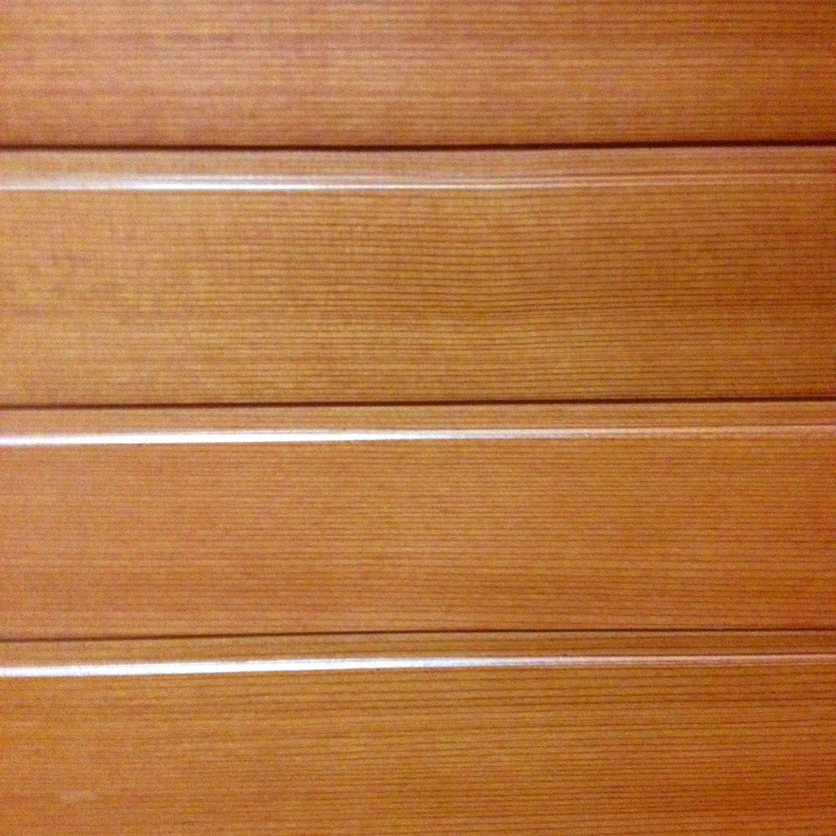 Canadian red cedar wood finish on the HeatWave Hudson Bay infrared sauna